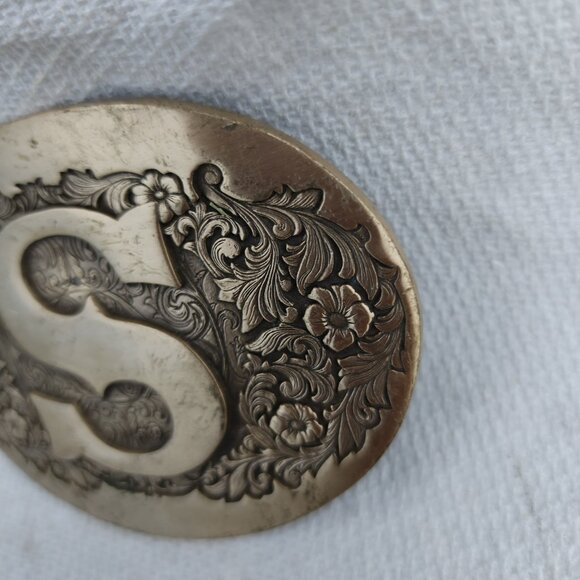 Vintage 70s Award Design Medals Inc. Brass "S" Belt Buckle Floral Flowers - Picture 3 of 6
